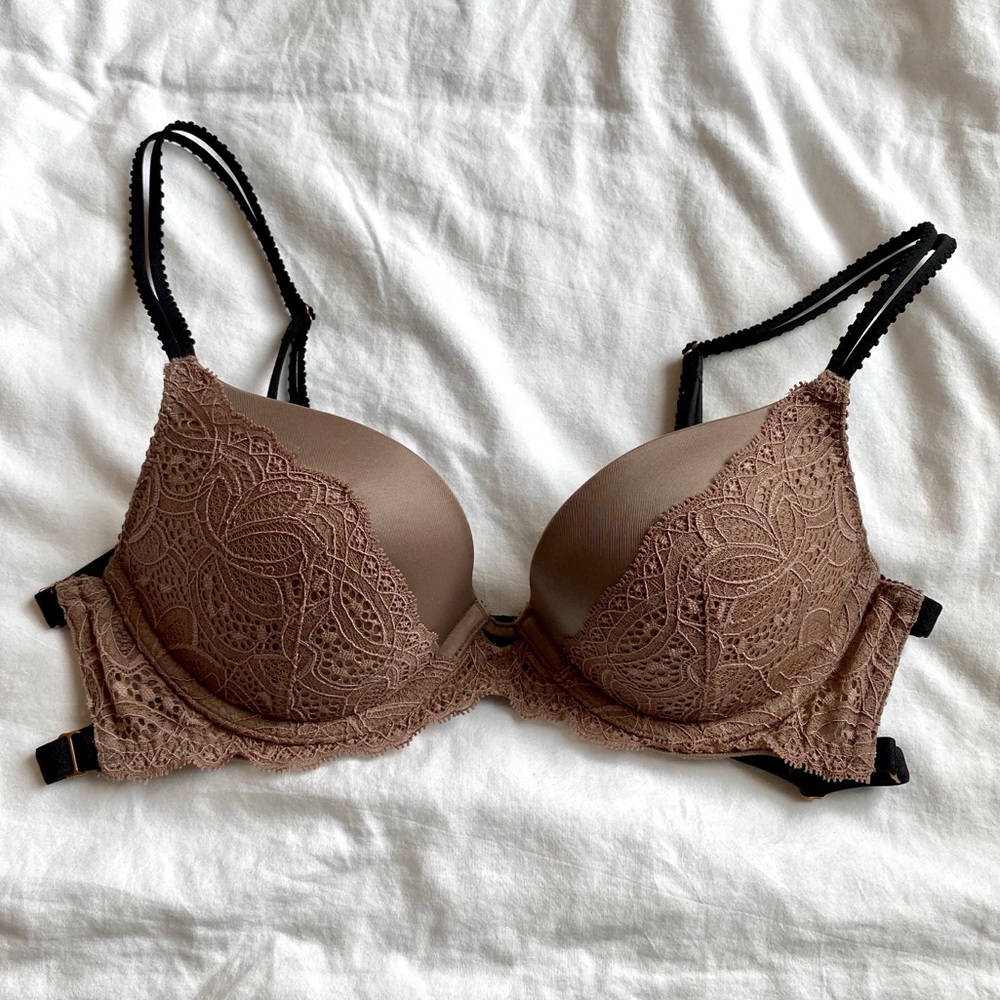 Victoria’s Secret Very Sexy Push-Up Bra